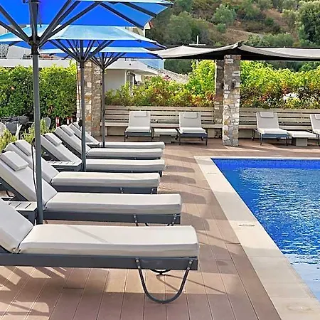Korali 3* Città di Skiathos
